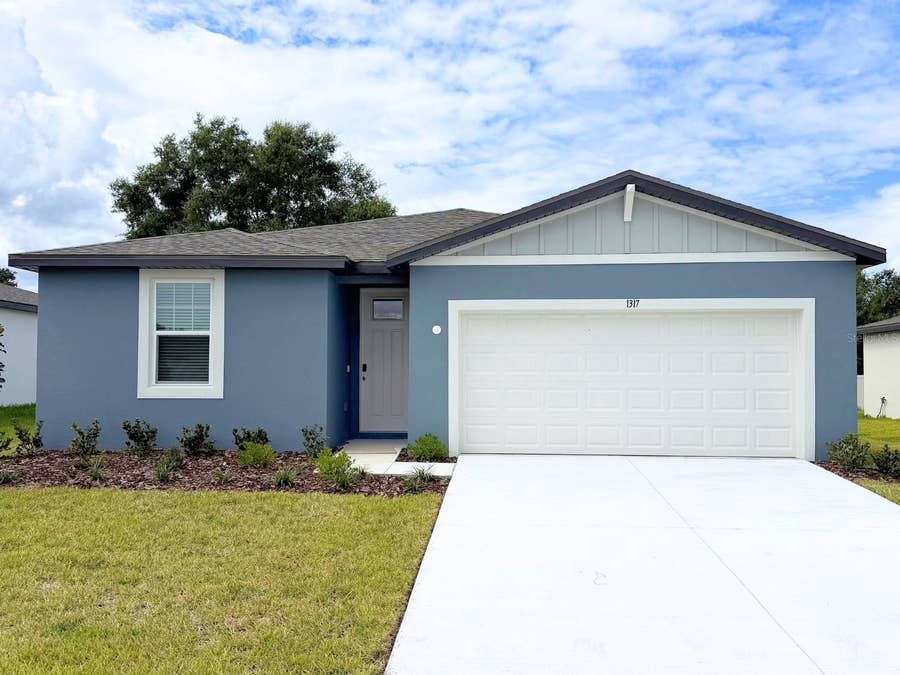 Property photo for 1317 OAK VALLEY DRIVE, Auburndale, FL