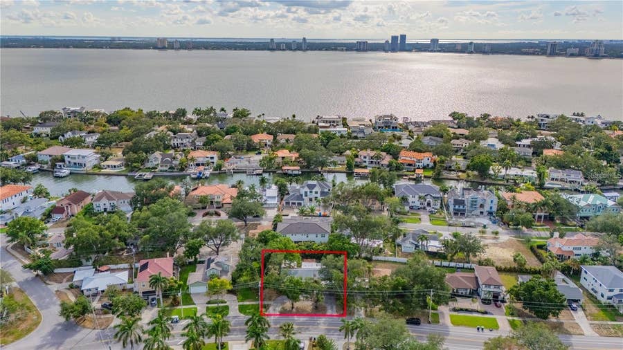 Property photo for 504 W DAVIS BOULEVARD, Tampa, FL