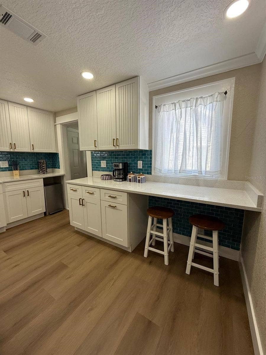 37 80TH TERRACE, Treasure Island, FL 33706