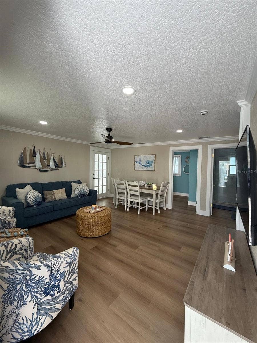 37 80TH TERRACE, Treasure Island, FL 33706