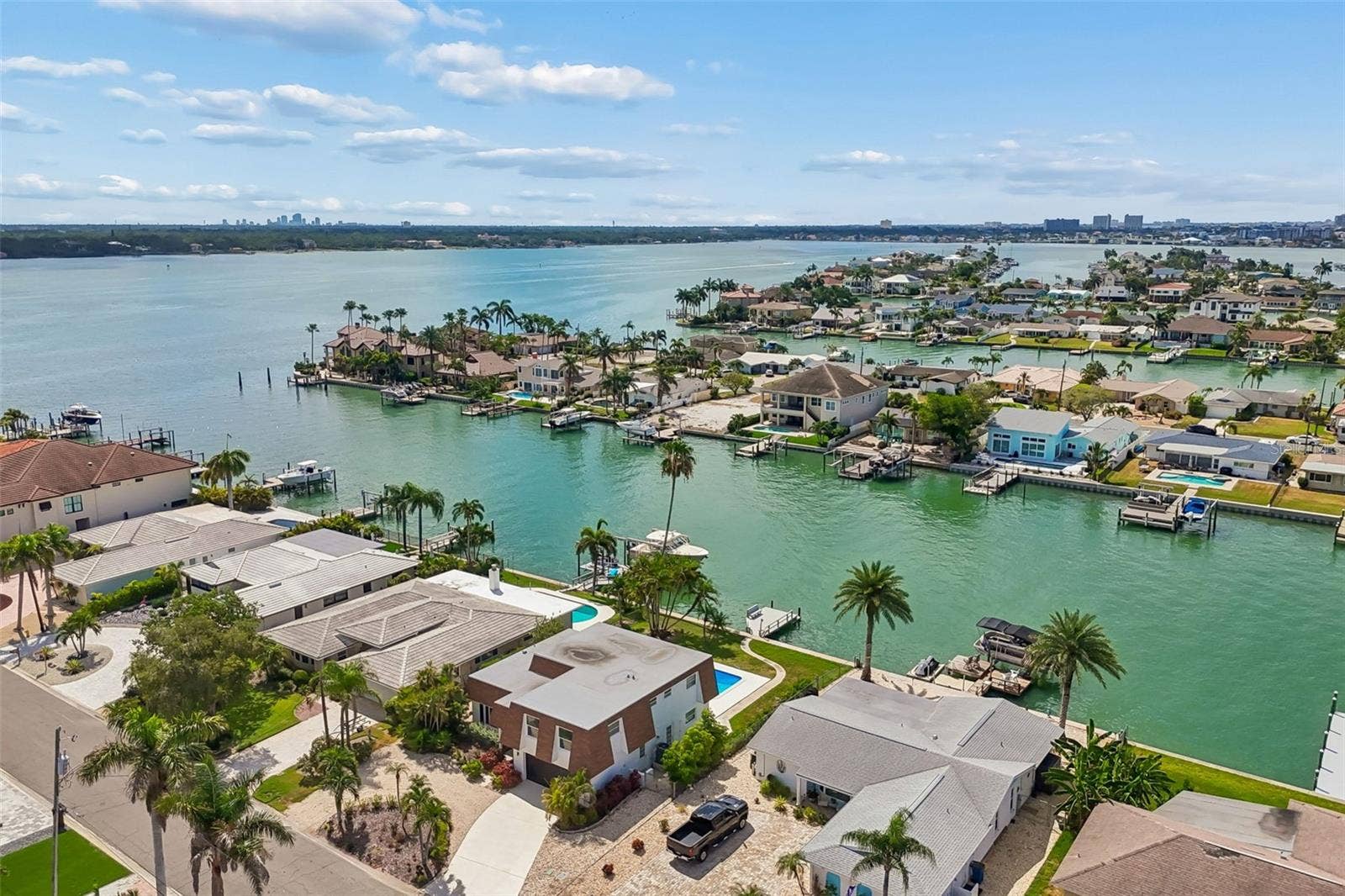 775 CAPRI BOULEVARD, Treasure Island, FL 33706 Easy access to the gulf