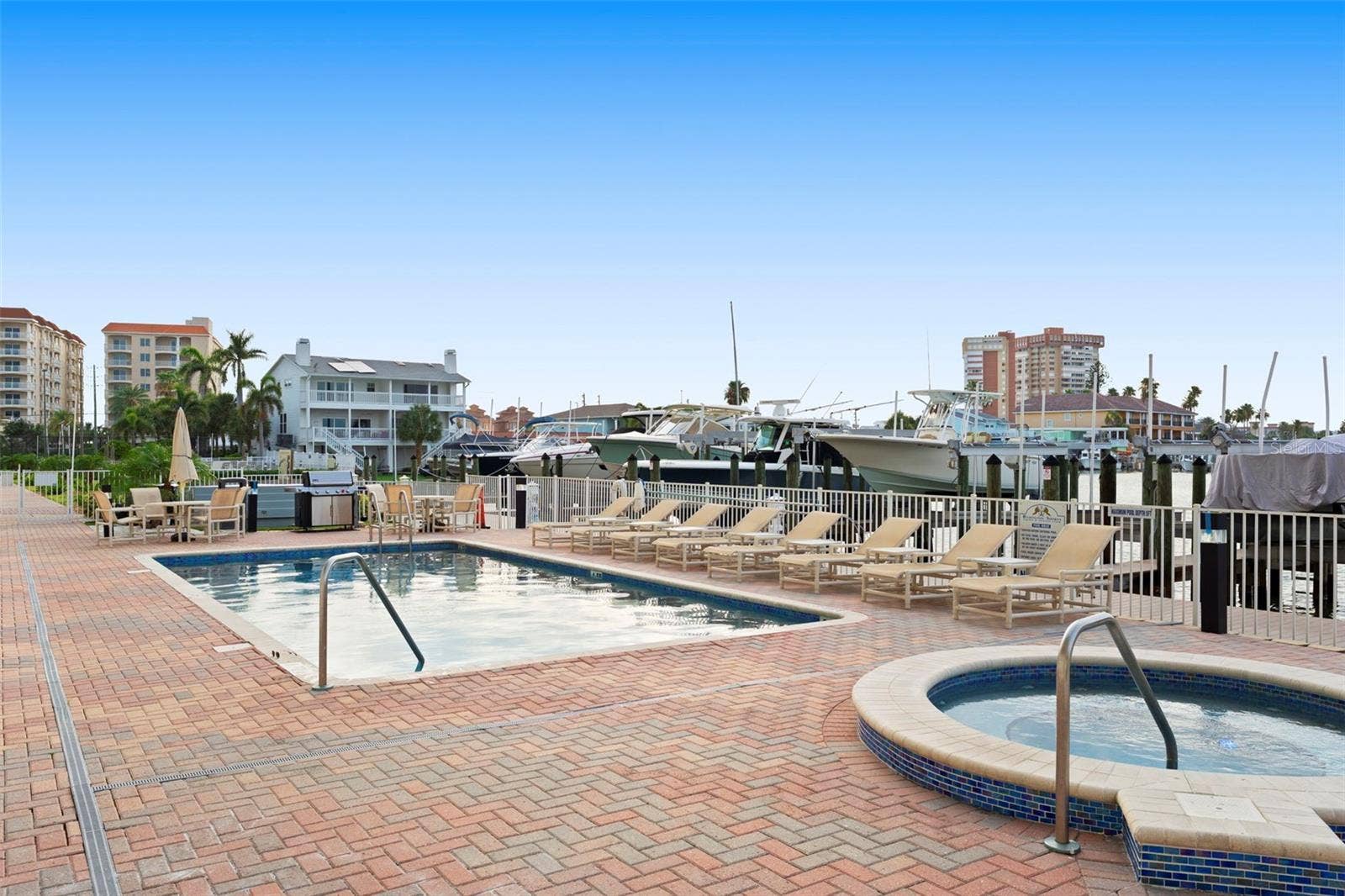 17717 GULF BOULEVARD, #604, Redington Shores, FL 33708