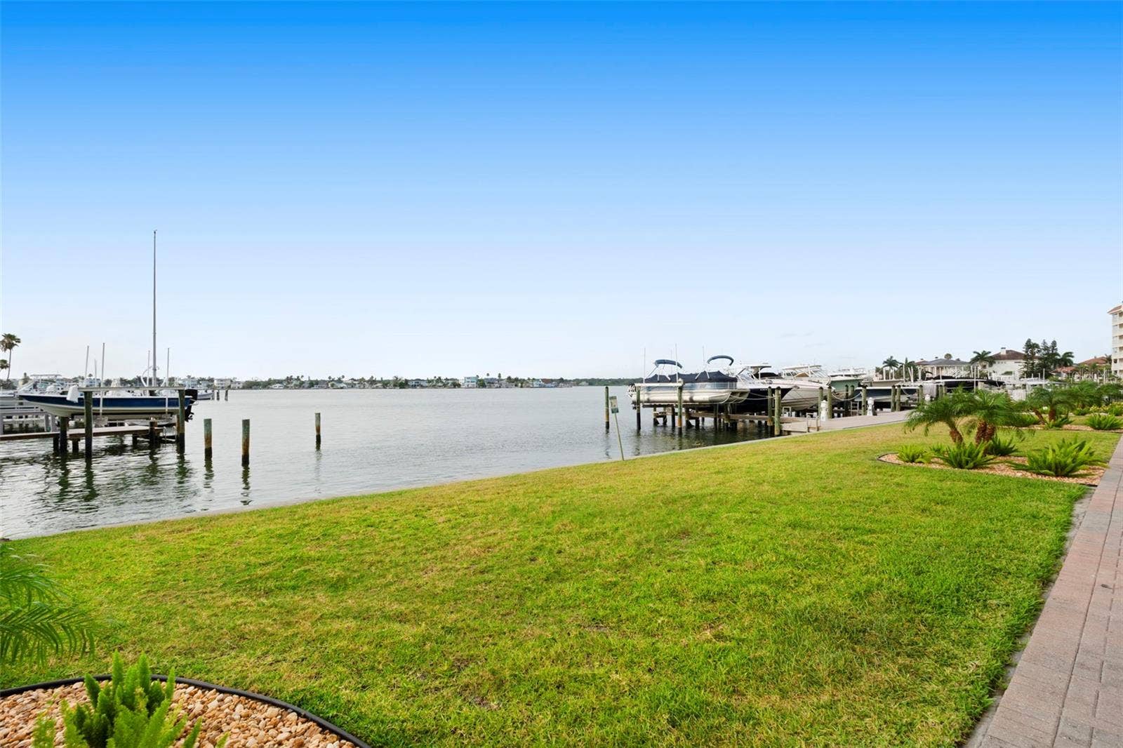 17717 GULF BOULEVARD, #604, Redington Shores, FL 33708