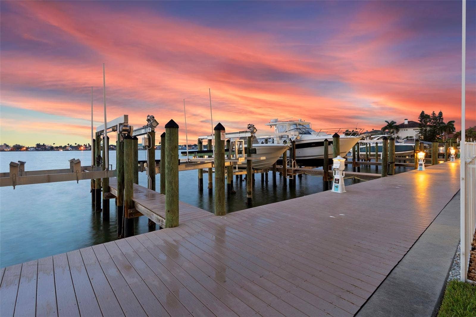 17717 GULF BOULEVARD, #604, Redington Shores, FL 33708