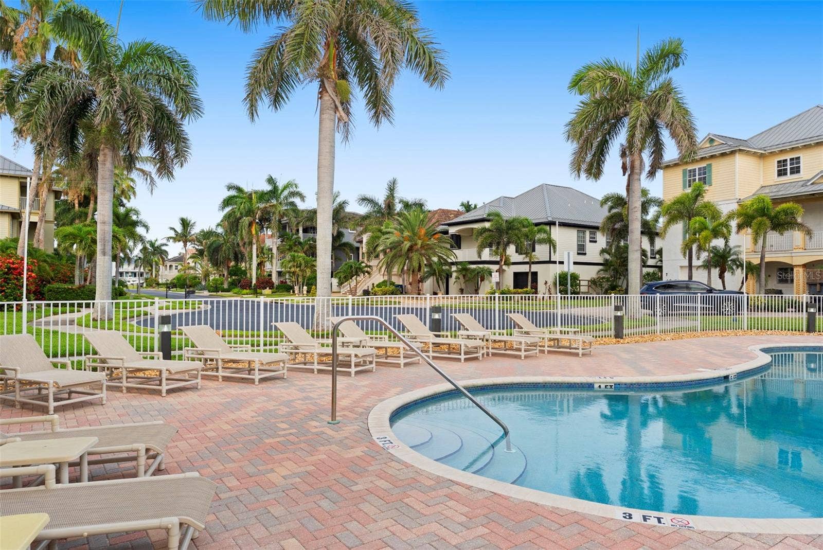 17717 GULF BOULEVARD, #604, Redington Shores, FL 33708