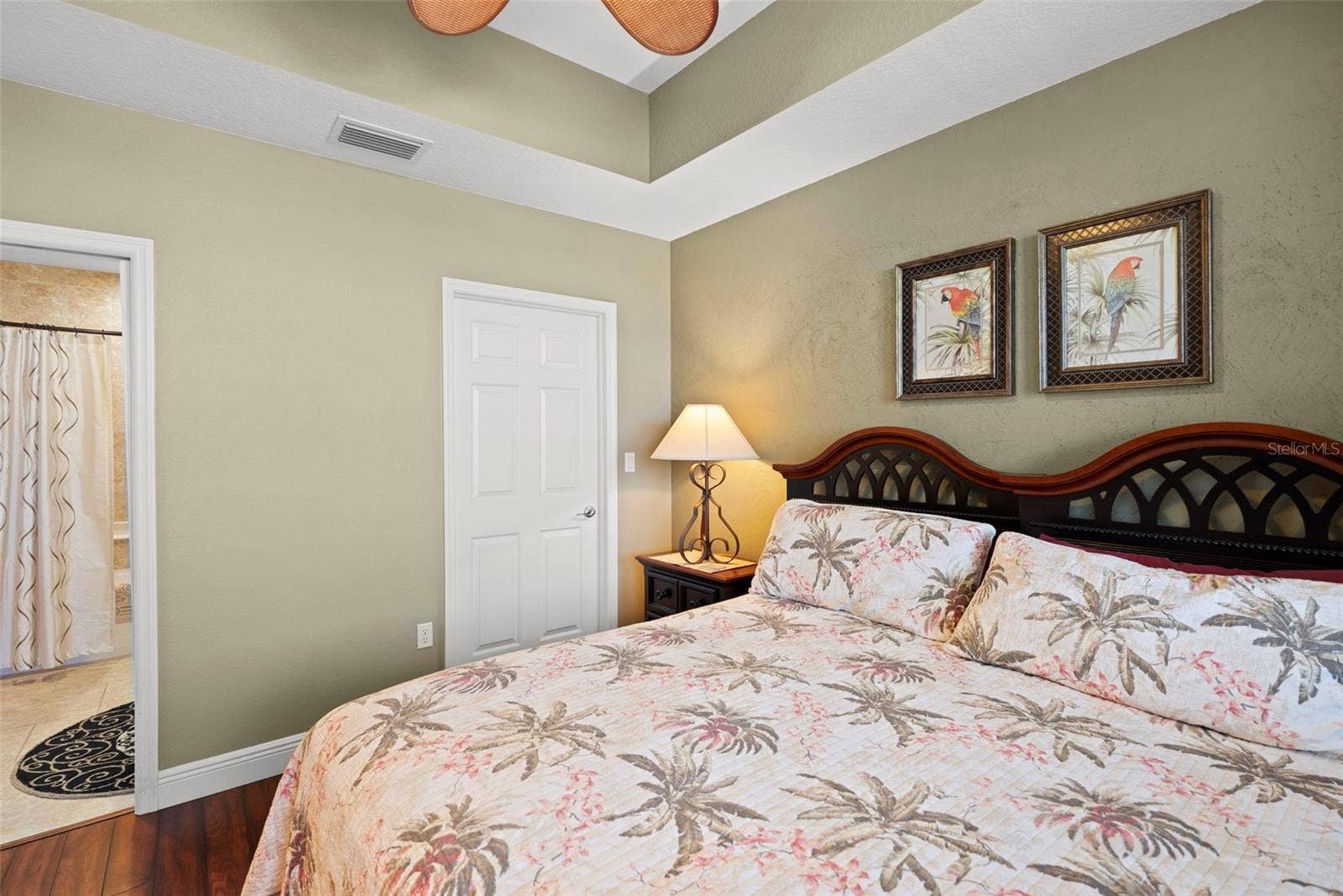 17717 GULF BOULEVARD, #604, Redington Shores, FL 33708