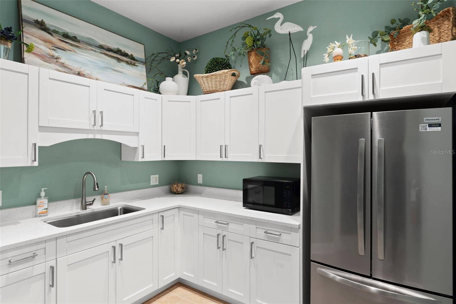 17717 GULF BOULEVARD, #604, Redington Shores, FL 33708