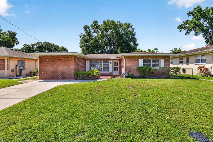 Property photo for 1912 W SAINT ISABEL STREET, Tampa, FL