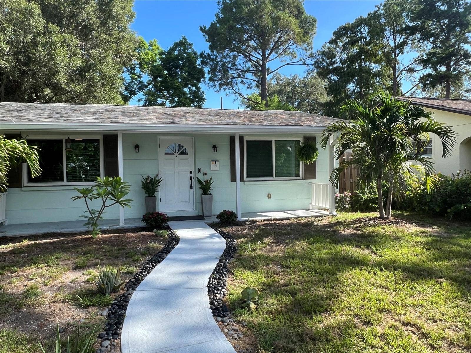 5035 1ST AVENUE N, St Petersburg, FL 33710 5035 1ST AVENUE N, St Petersburg, FL 33710