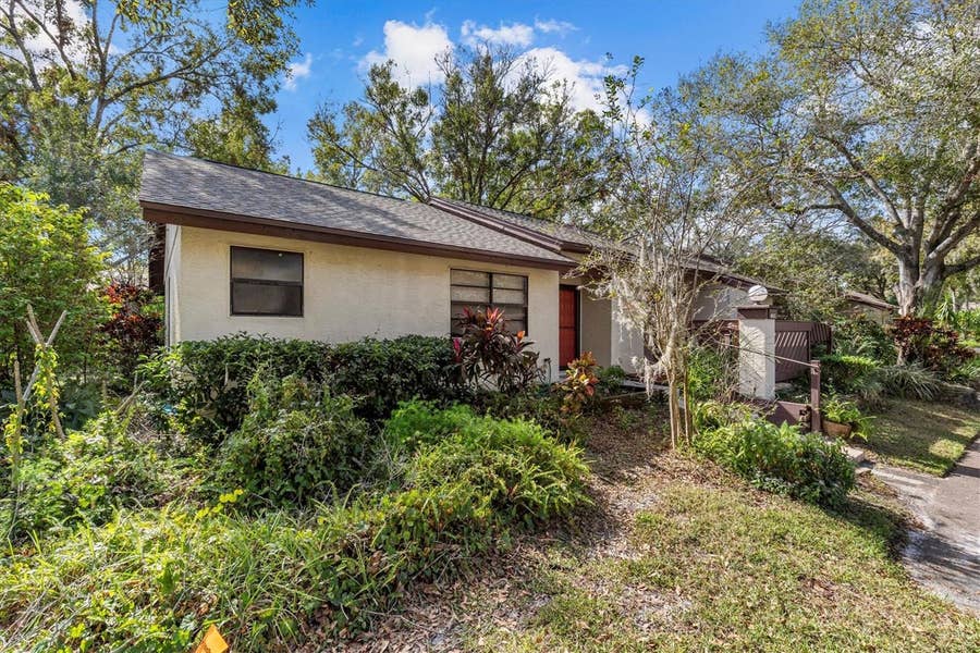 Property photo for 4045 ARROWWOOD COURT, Palm Harbor, FL