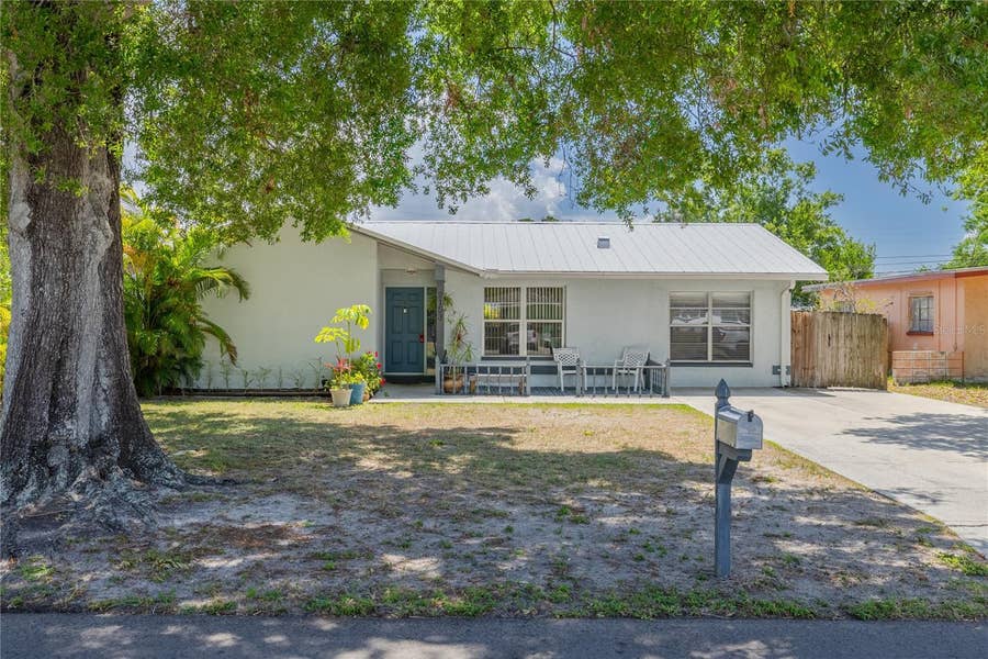 Property photo for 2153 CATALINA DRIVE N, Clearwater, FL