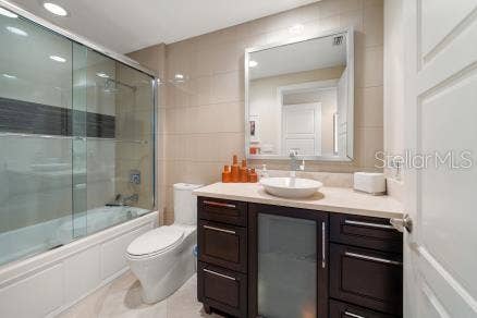 11 BAYMONT STREET, #1006, Clearwater Beach, FL 33767 11 BAYMONT STREET, #1006, Clearwater Beach, FL 33767