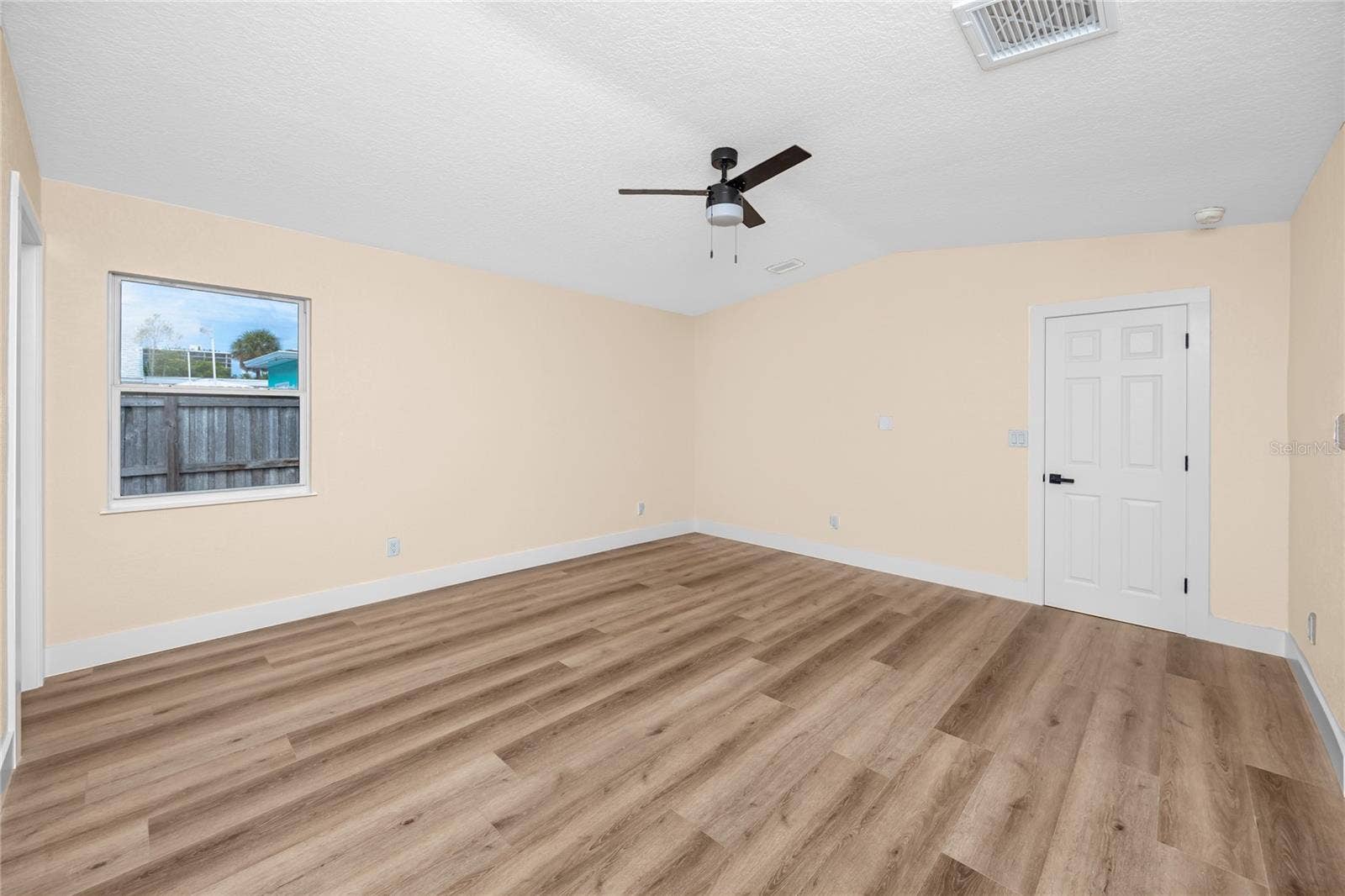 504 79TH AVENUE, St Pete Beach, FL 33706 504 79TH AVENUE, St Pete Beach, FL 33706