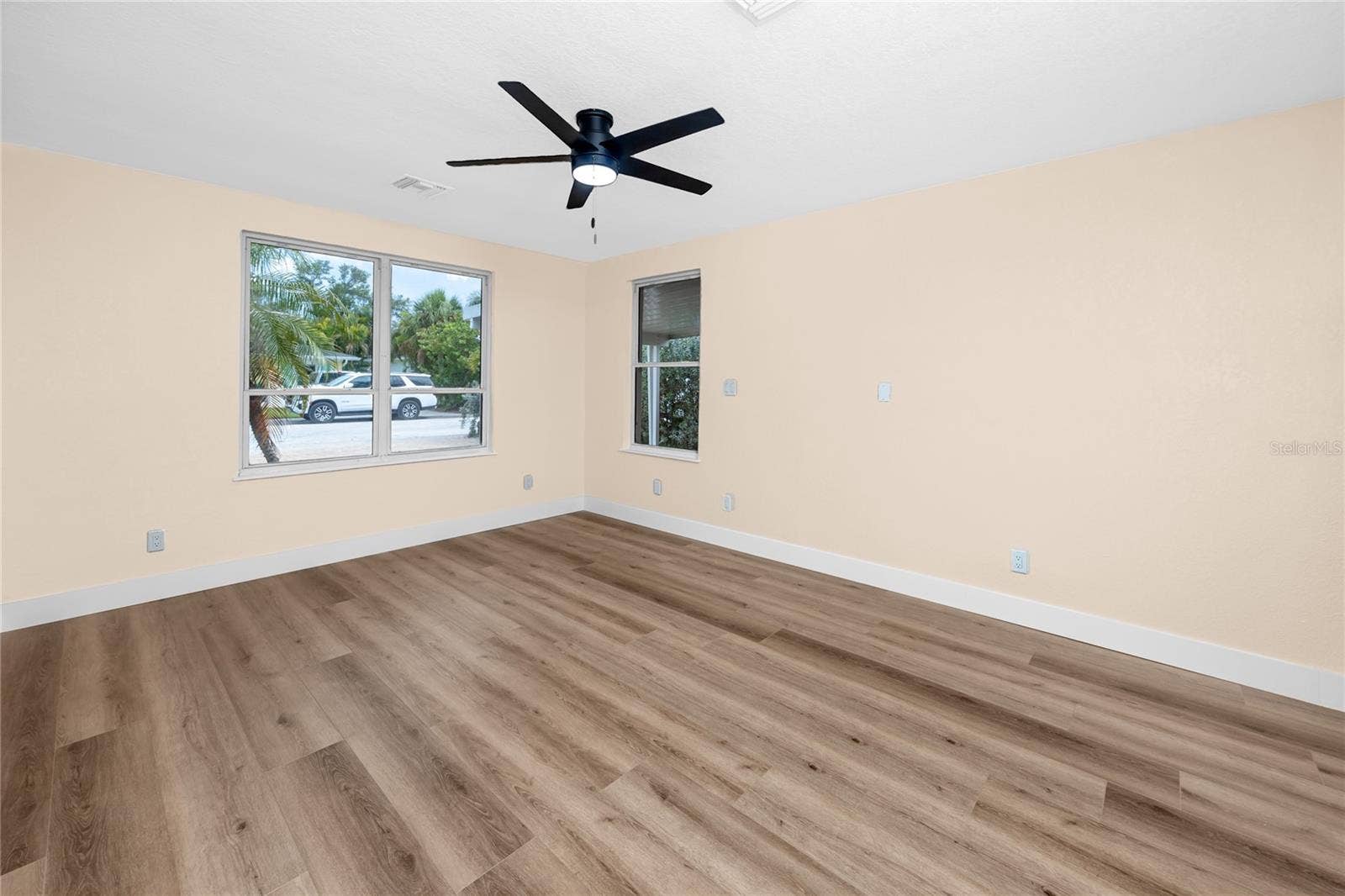 504 79TH AVENUE, St Pete Beach, FL 33706 504 79TH AVENUE, St Pete Beach, FL 33706