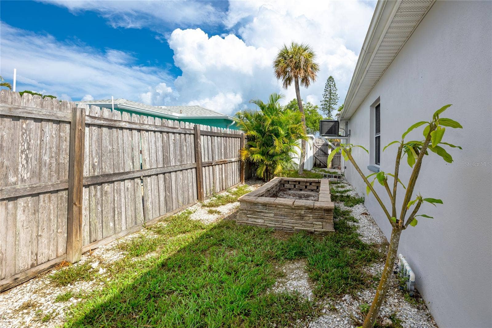 504 79TH AVENUE, St Pete Beach, FL 33706 504 79TH AVENUE, St Pete Beach, FL 33706