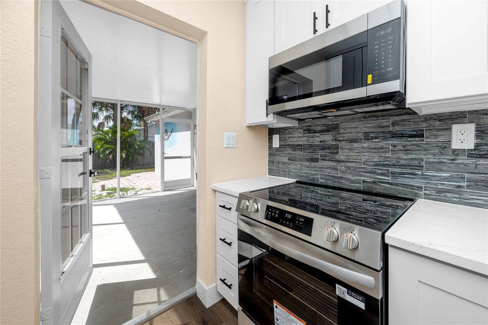 504 79TH AVENUE, St Pete Beach, FL 33706 504 79TH AVENUE, St Pete Beach, FL 33706