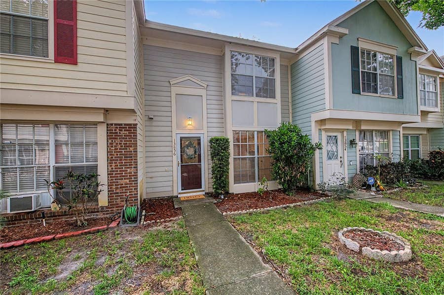 Property photo for 13856 STONE MILL WAY, Tampa, FL