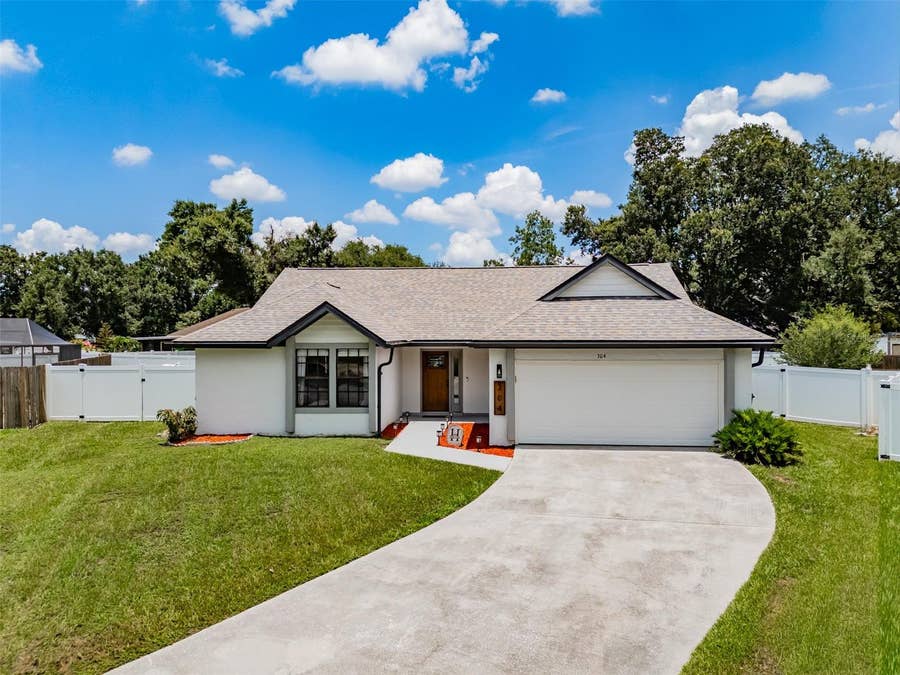 Property photo for 304 SCARLET OAK COURT, Seffner, FL