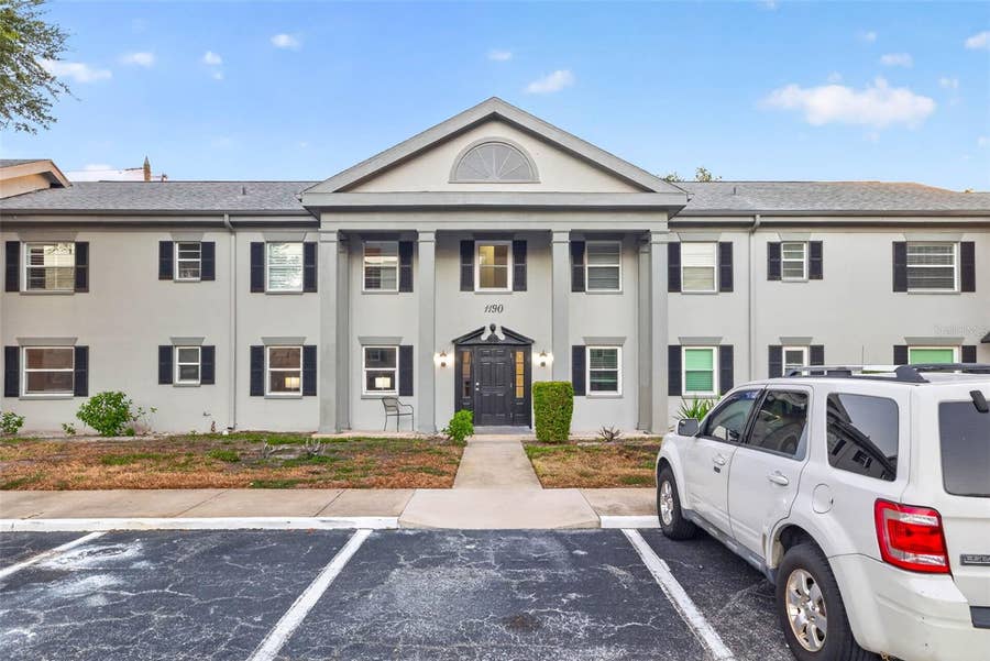 Property photo for 1190 RUE DES CHATEAUX, #1A, St Petersburg, FL