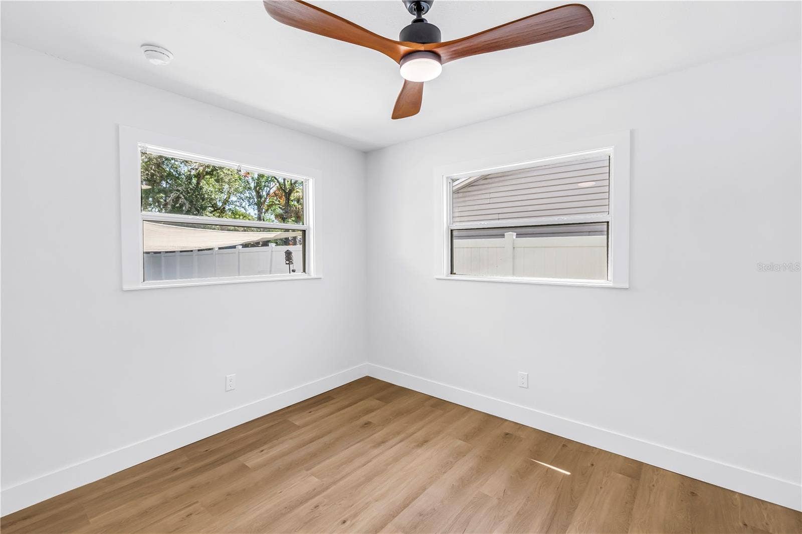 1221 36TH TERRACE N, St Petersburg, FL 33704 1221 36TH TERRACE N, St Petersburg, FL 33704