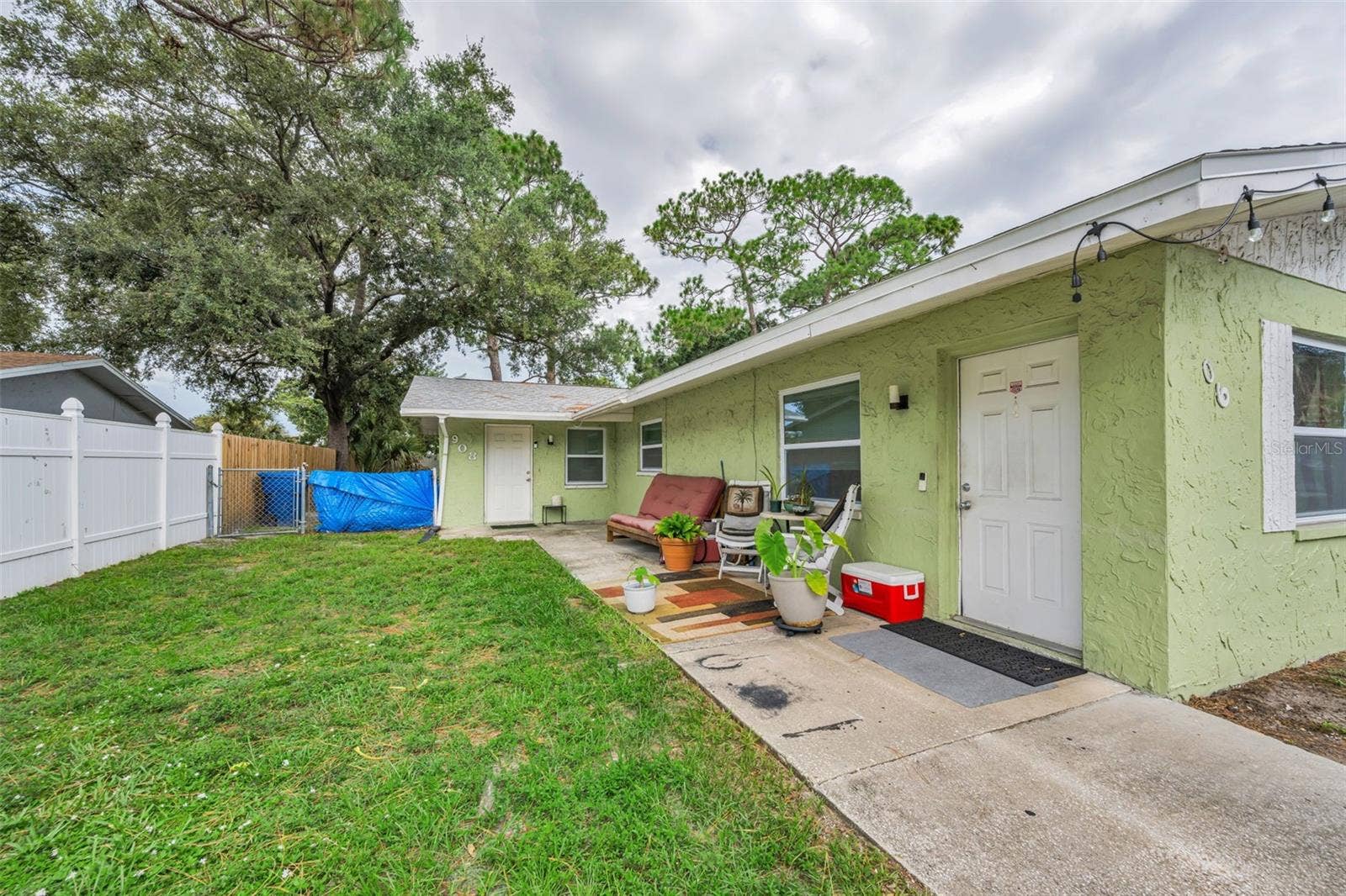906/908 LAKE PALMS DRIVE, Largo, FL 33771