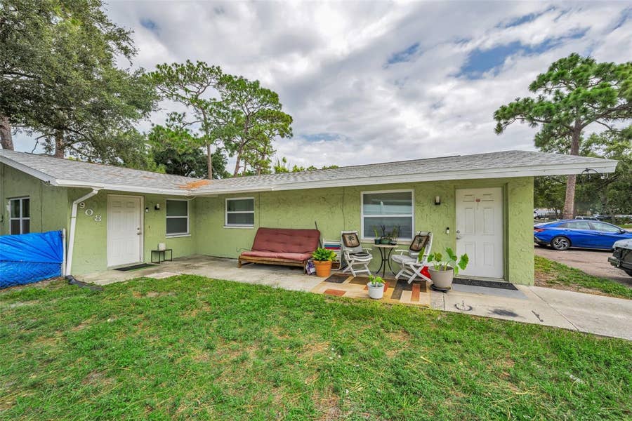 Property photo for 906/908 LAKE PALMS DRIVE, Largo, FL