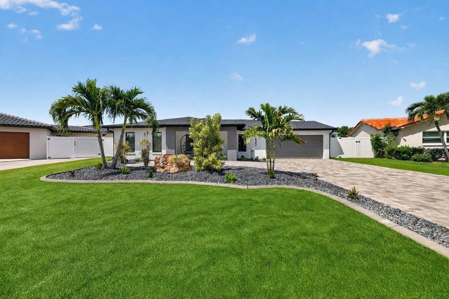 Property photo for 9622 NE OAK STREET, St Petersburg, FL
