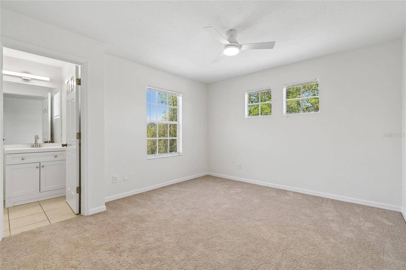 10925 WINTER CREST DRIVE, Riverview, FL 33569 10925 WINTER CREST DRIVE, Riverview, FL 33569