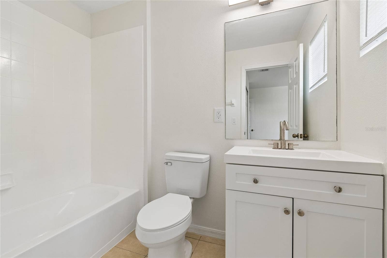 10925 WINTER CREST DRIVE, Riverview, FL 33569 10925 WINTER CREST DRIVE, Riverview, FL 33569