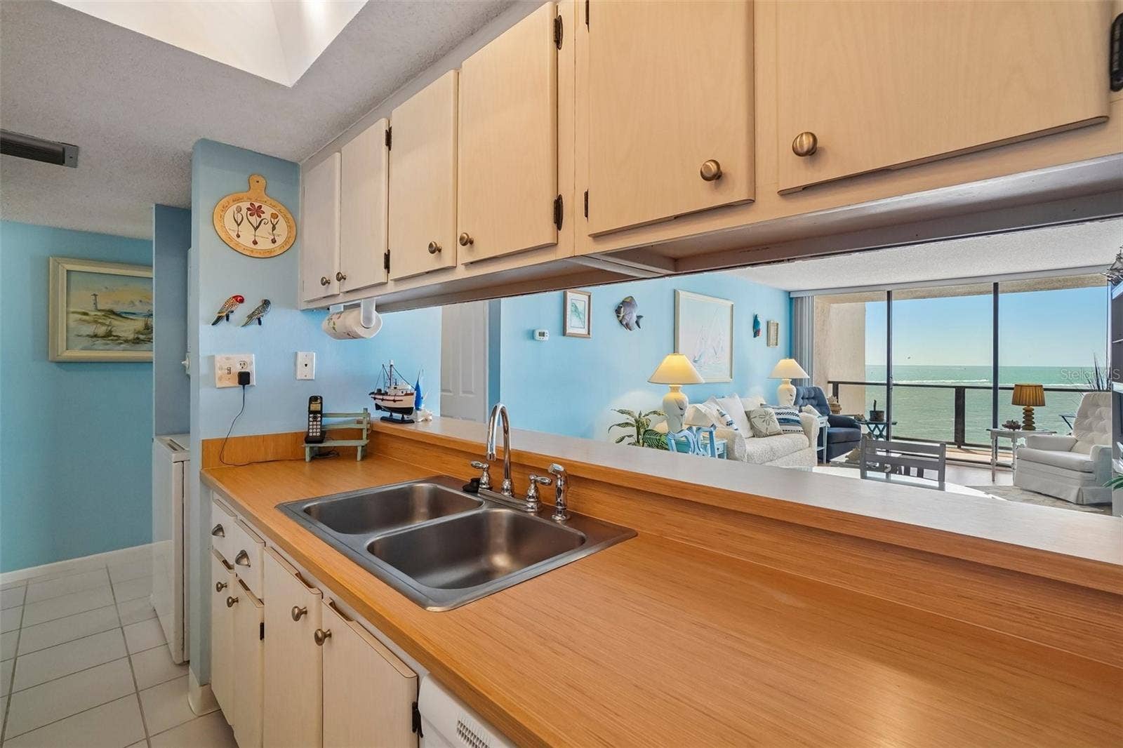 450 S GULFVIEW BOULEVARD, #605, Clearwater Beach, FL 33767