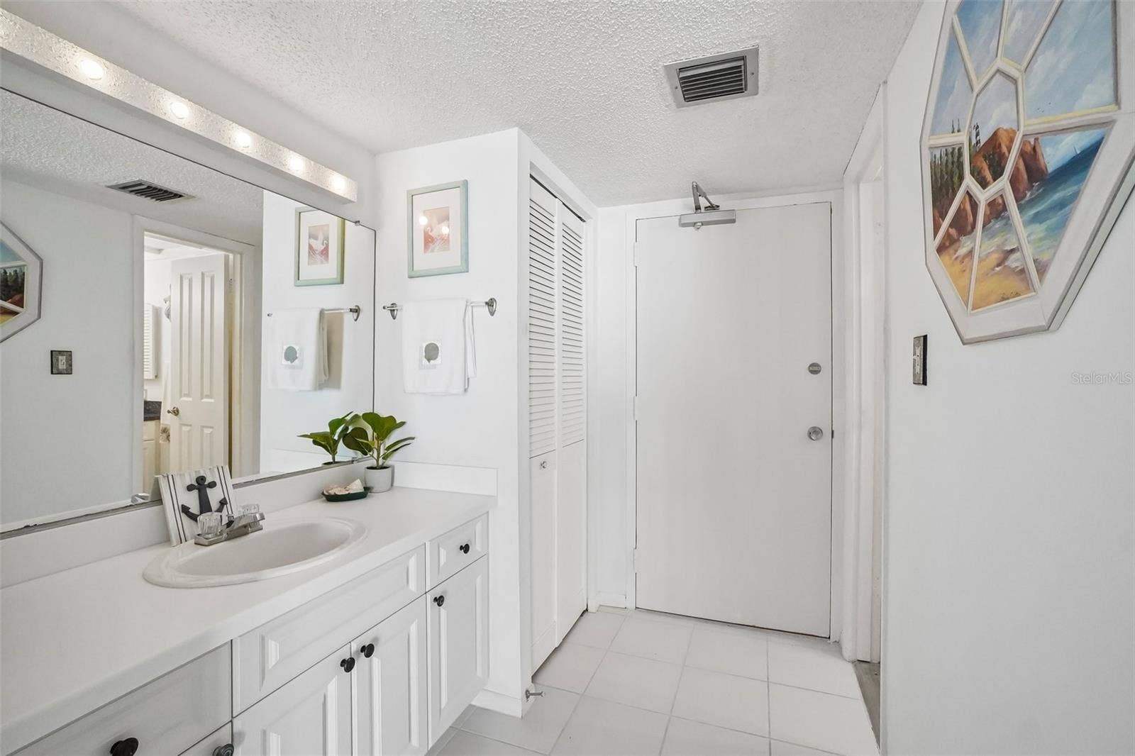 450 S GULFVIEW BOULEVARD, #605, Clearwater Beach, FL 33767