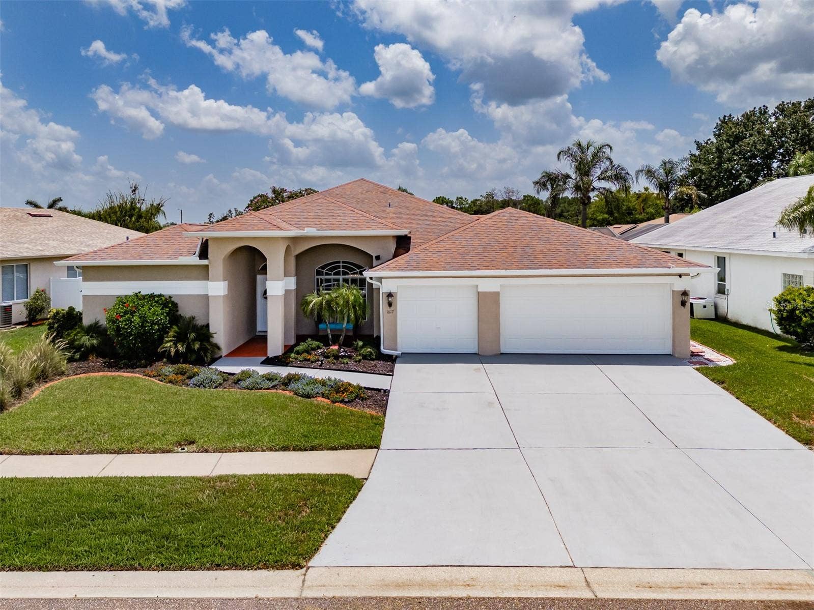 1617 VISTOSO LANE, Sun City Center, FL 33573 1617 VISTOSO LANE, Sun City Center, FL 33573