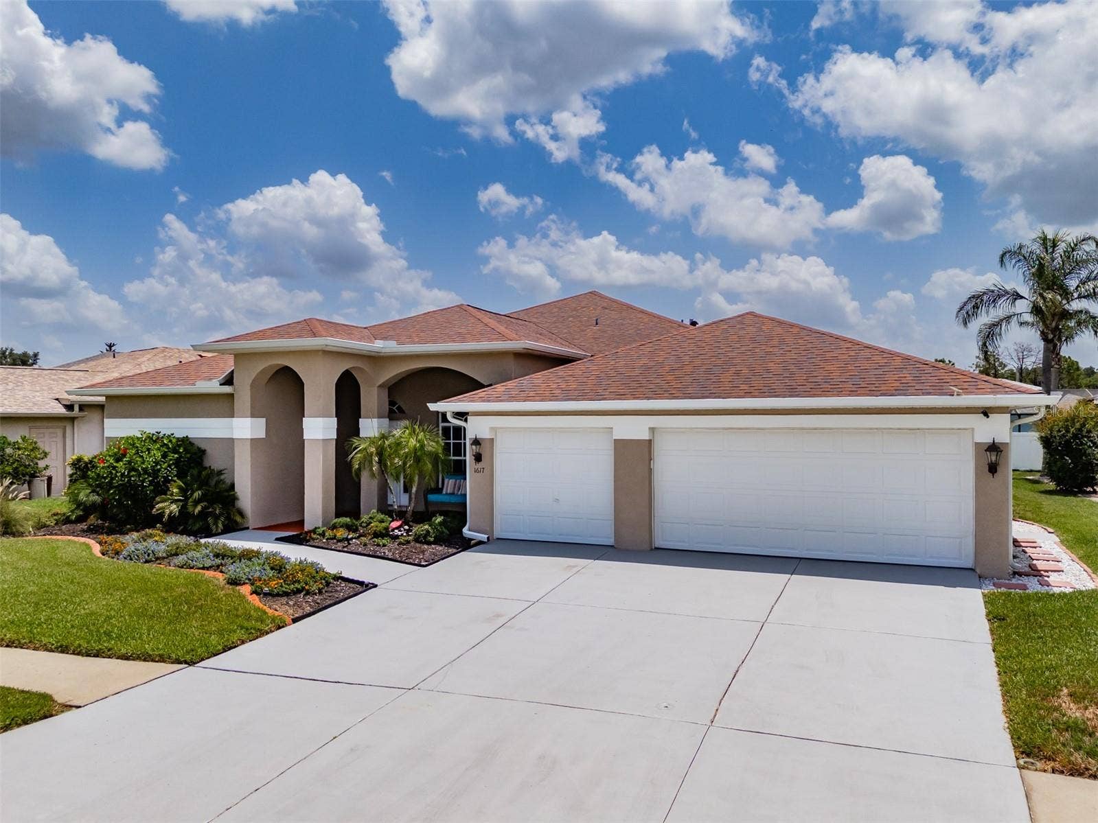 1617 VISTOSO LANE, Sun City Center, FL 33573 1617 VISTOSO LANE, Sun City Center, FL 33573
