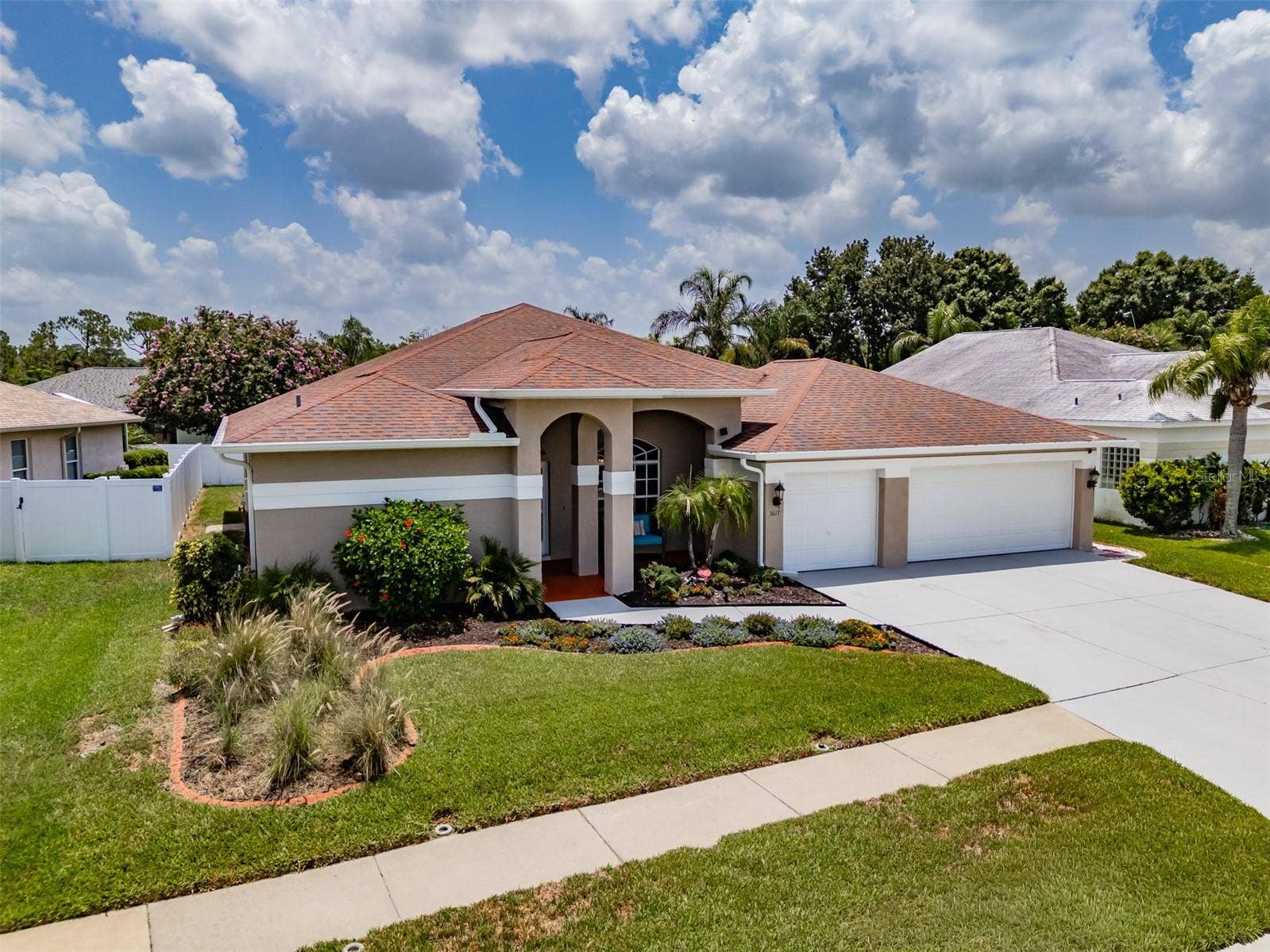 1617 VISTOSO LANE, Sun City Center, FL 33573 1617 VISTOSO LANE, Sun City Center, FL 33573