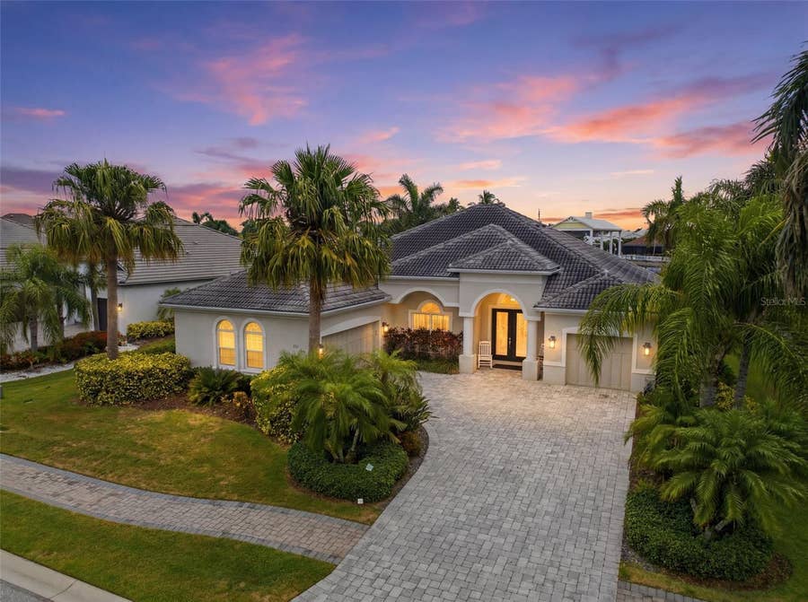Property photo for 621 REGATTA WAY, Bradenton, FL