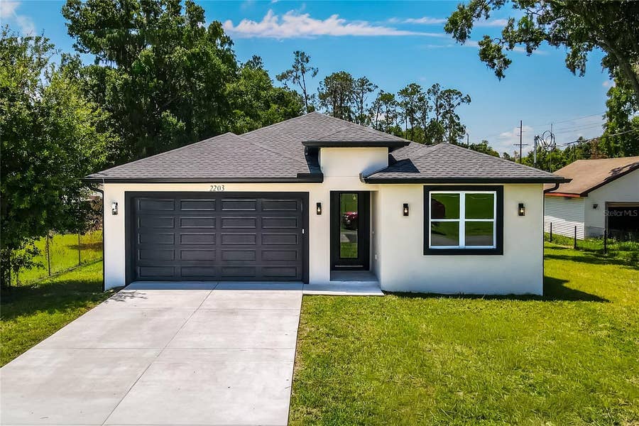 Property photo for 2203 W LOWRY AVENUE, Plant City, FL