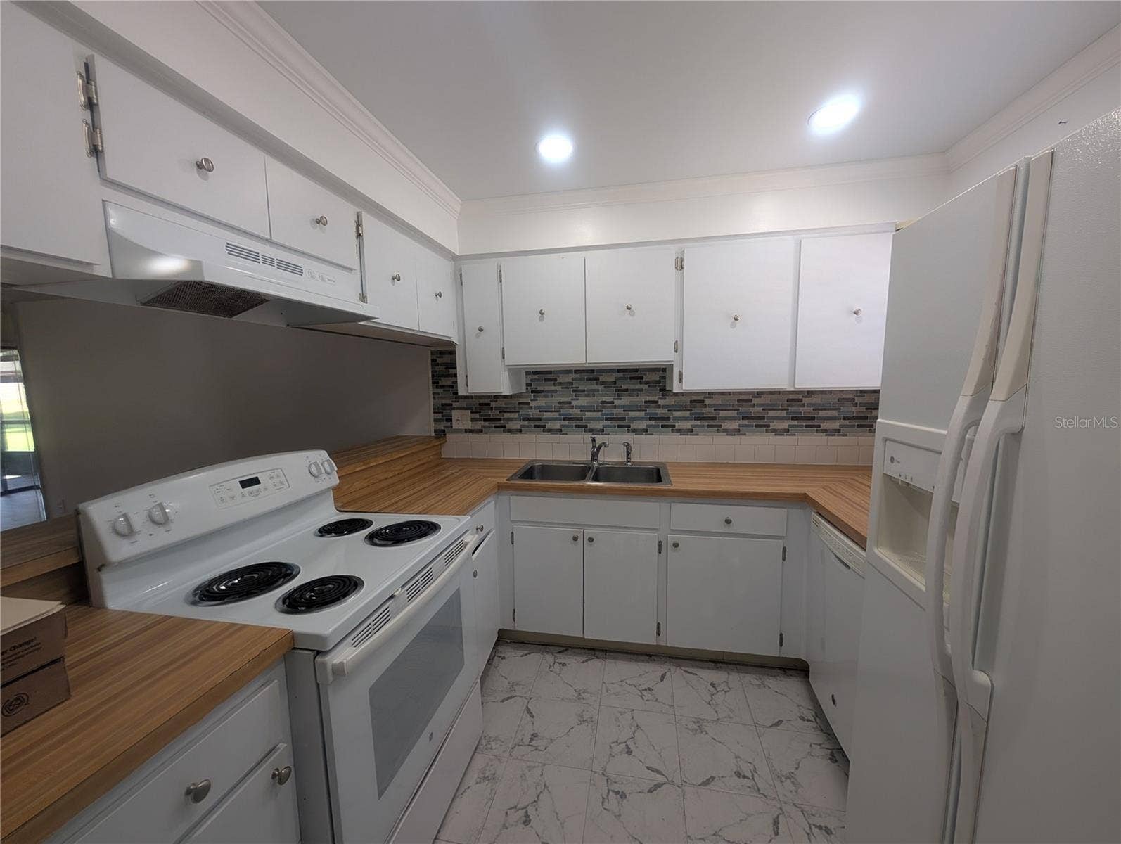 9209 SEMINOLE BOULEVARD, #67, Seminole, FL 33772