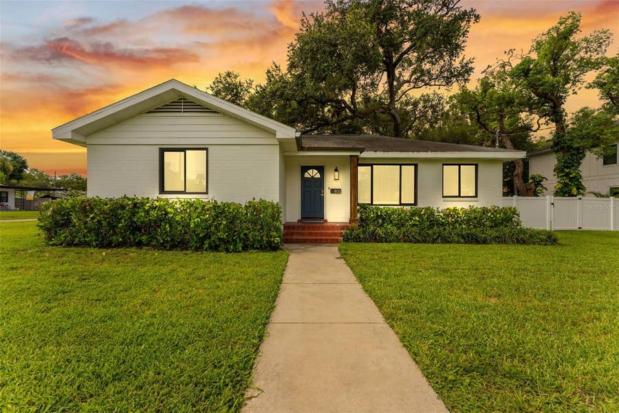 Property photo for 802 W CORAL STREET, Tampa, FL