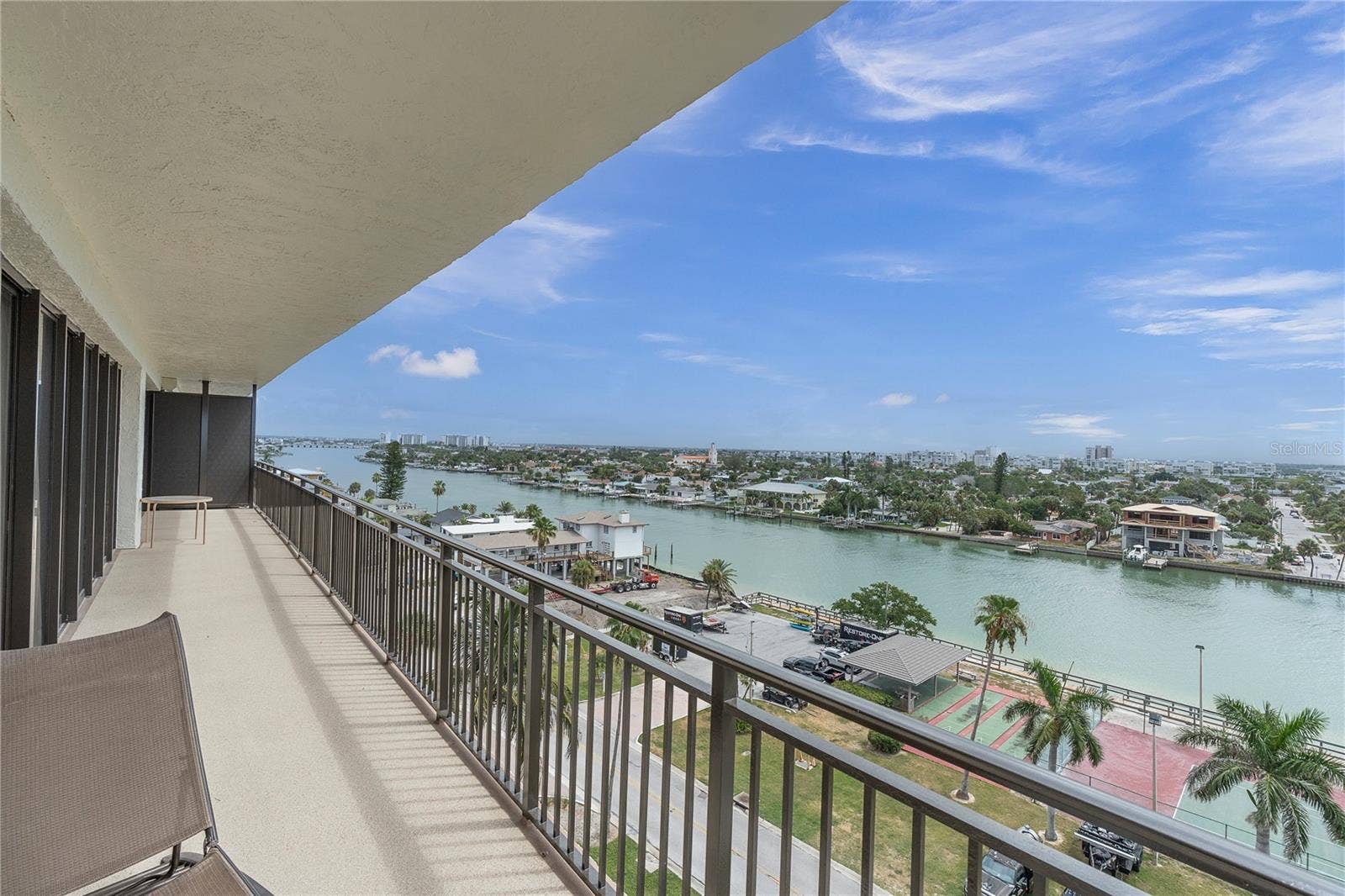 7600 BAYSHORE DRIVE, #701, Treasure Island, FL 33706 7600 BAYSHORE DRIVE, #701, Treasure Island, FL 33706
