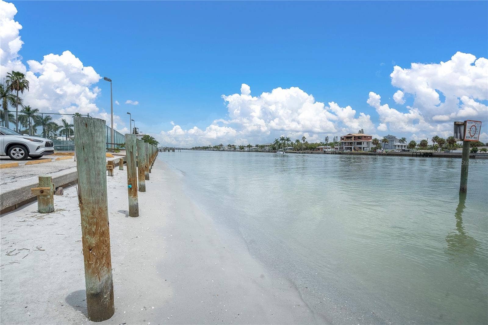 7600 BAYSHORE DRIVE, #701, Treasure Island, FL 33706 7600 BAYSHORE DRIVE, #701, Treasure Island, FL 33706