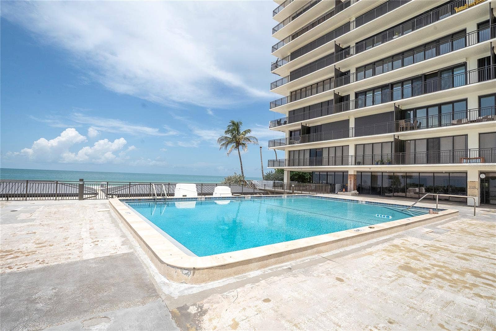 7600 BAYSHORE DRIVE, #701, Treasure Island, FL 33706 7600 BAYSHORE DRIVE, #701, Treasure Island, FL 33706