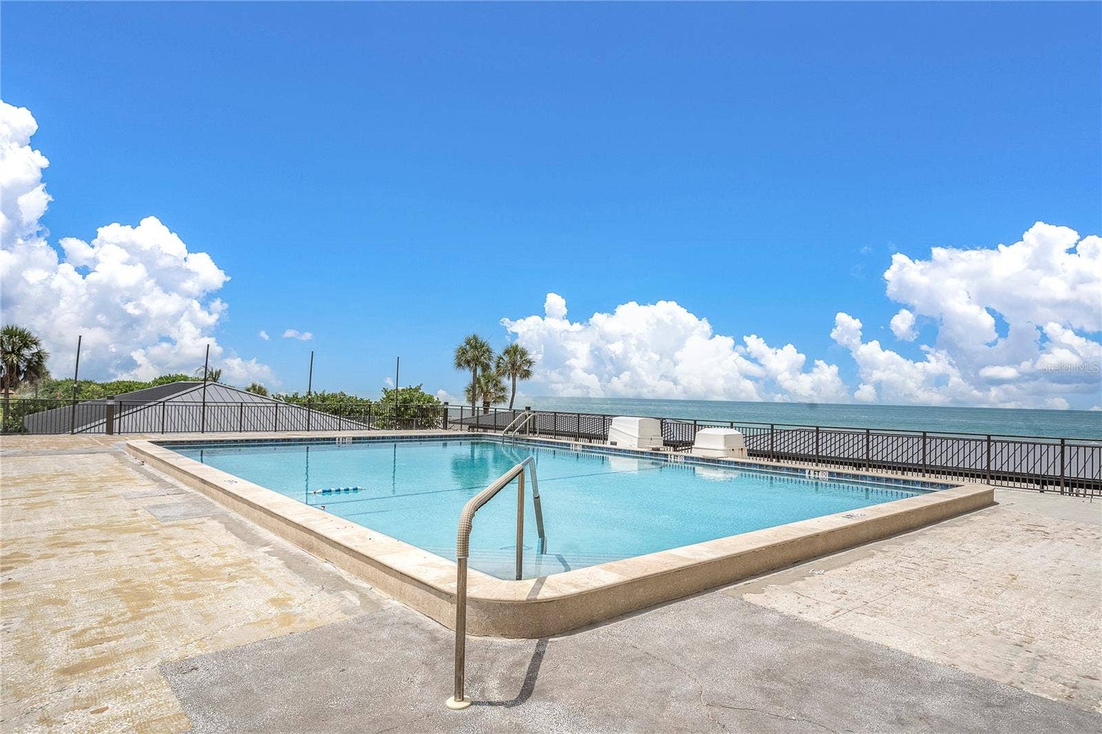 7600 BAYSHORE DRIVE, #701, Treasure Island, FL 33706 7600 BAYSHORE DRIVE, #701, Treasure Island, FL 33706