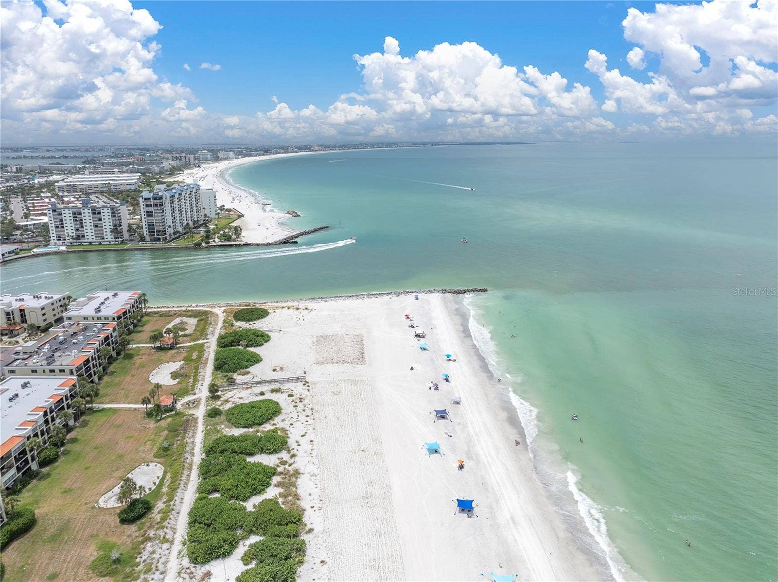 7600 BAYSHORE DRIVE, #701, Treasure Island, FL 33706 7600 BAYSHORE DRIVE, #701, Treasure Island, FL 33706