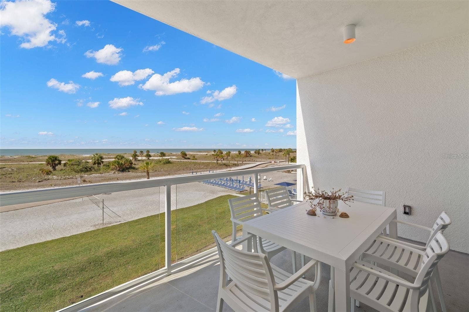 11500 GULF BOULEVARD, #304, Treasure Island, FL 33706 11500 GULF BOULEVARD, #304, Treasure Island, FL 33706