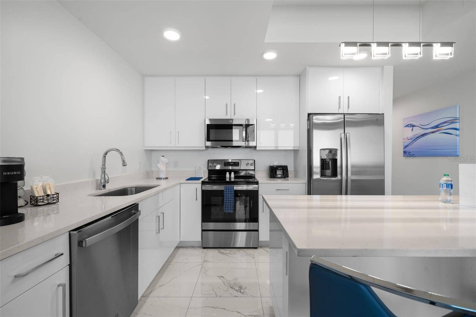 11500 GULF BOULEVARD, #304, Treasure Island, FL 33706 11500 GULF BOULEVARD, #304, Treasure Island, FL 33706