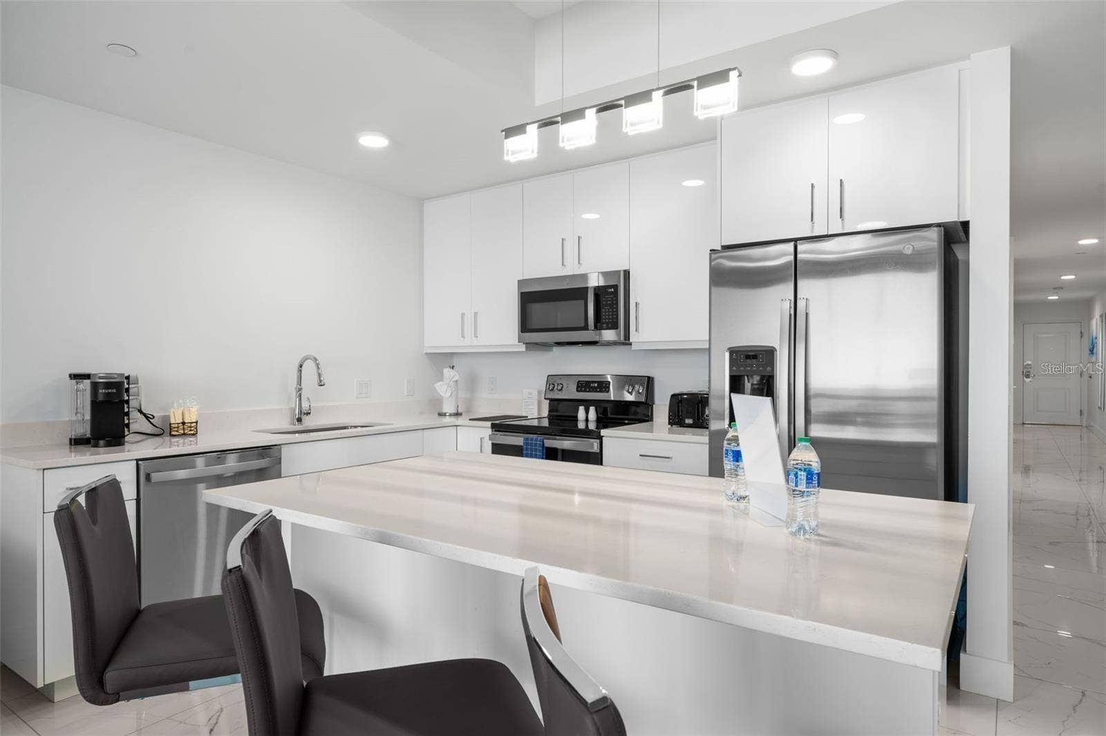 11500 GULF BOULEVARD, #304, Treasure Island, FL 33706 11500 GULF BOULEVARD, #304, Treasure Island, FL 33706