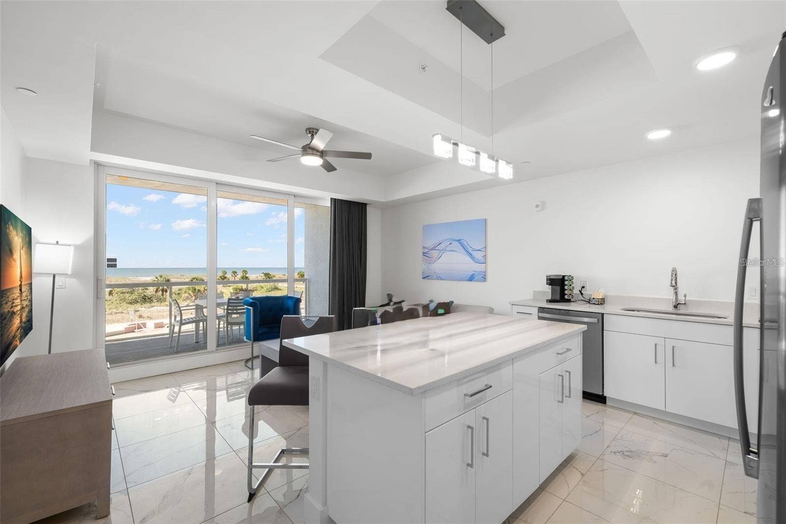 11500 GULF BOULEVARD, #304, Treasure Island, FL 33706 FULL KITCHEN