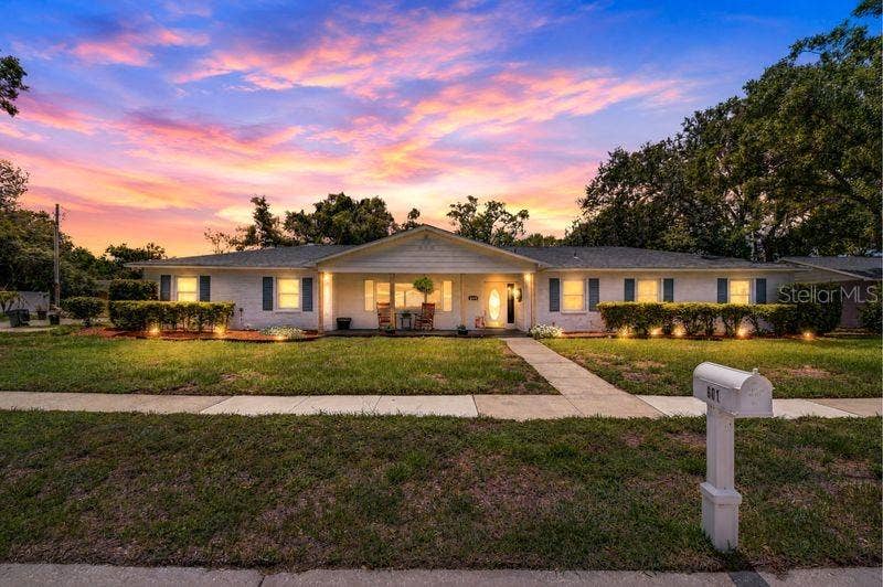 Property photo for 601 LARRIE ELLEN WAY, Brandon, FL