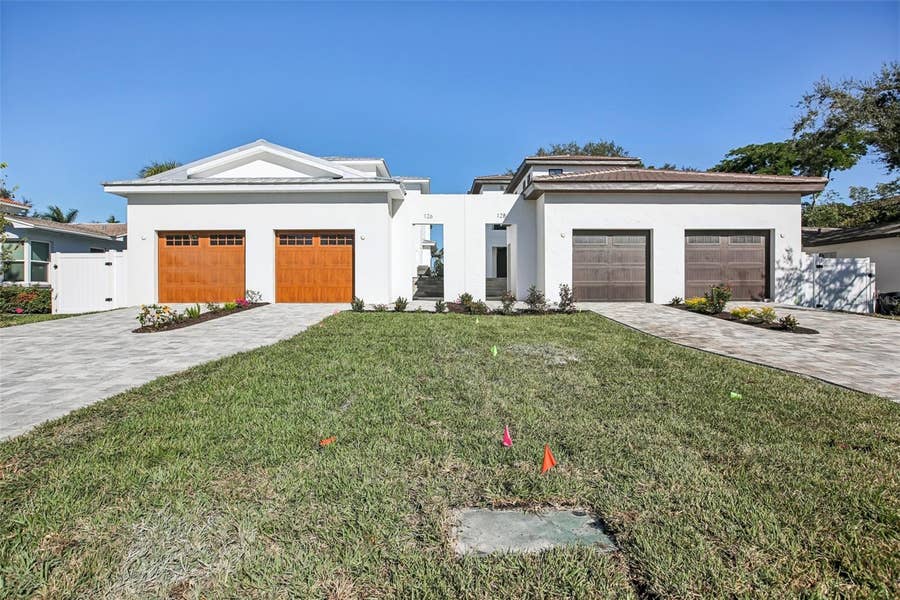 Property photo for 126 RICARDO WAY NE, St Petersburg, FL