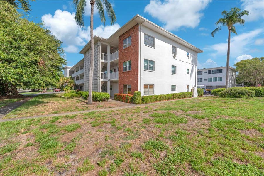 Property photo for 5155 9TH AVENUE N, #211, St Petersburg, FL